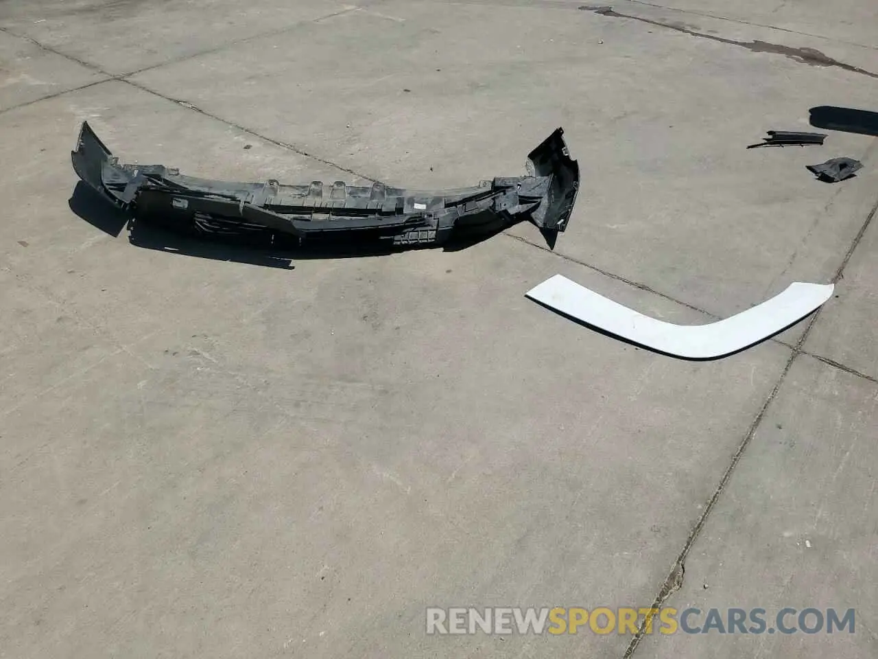 13 Photograph of a damaged car 1C4RJFCT1LC397587 JEEP GRAND CHER 2020