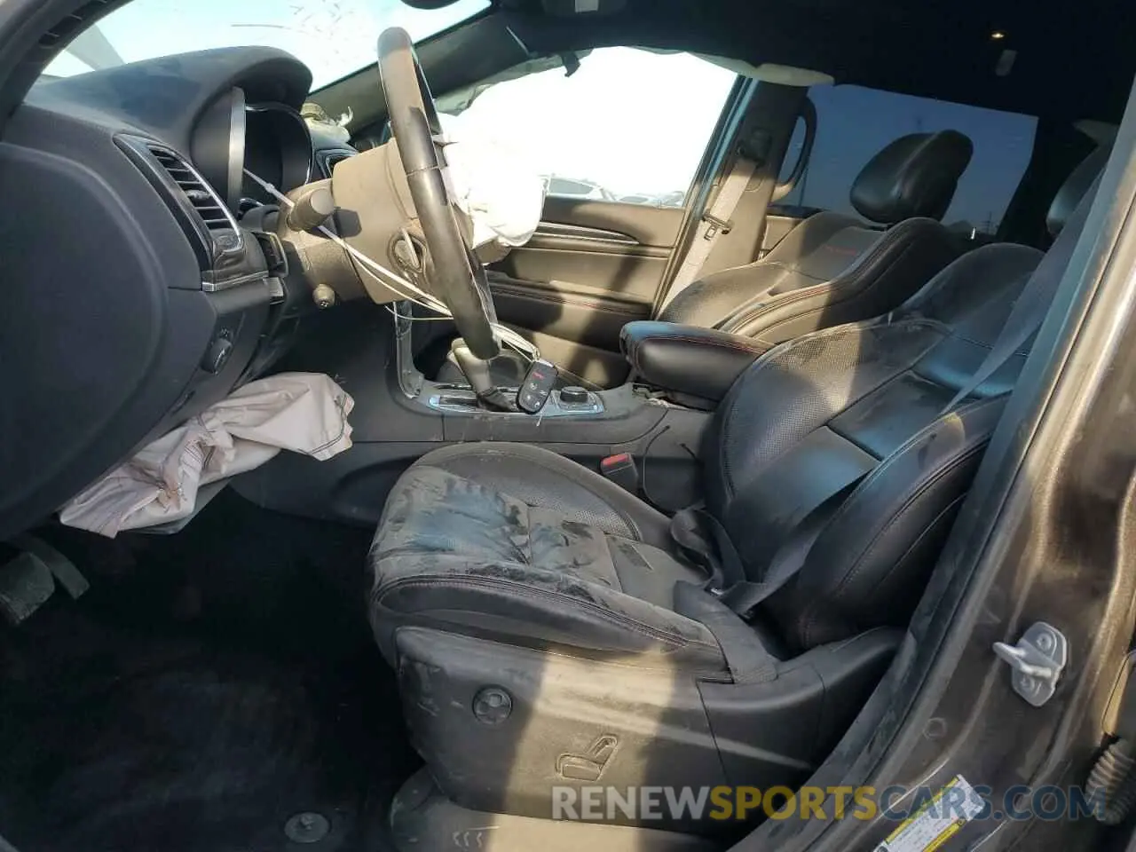 7 Photograph of a damaged car 1C4RJFLG7LC215975 JEEP GRAND CHER 2020