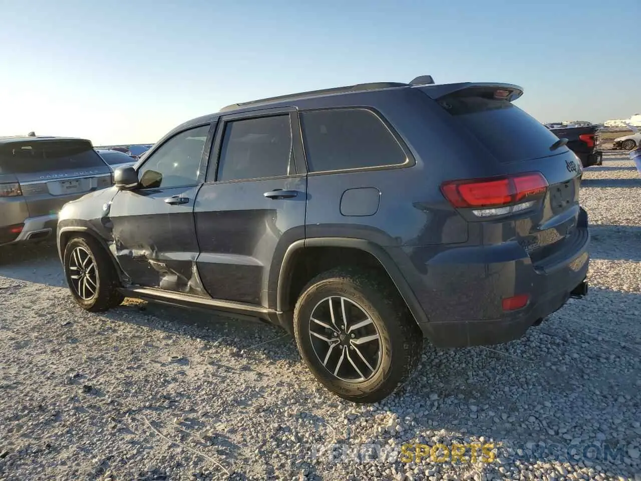 2 Photograph of a damaged car 1C4RJFLT8LC199315 JEEP GRAND CHER 2020