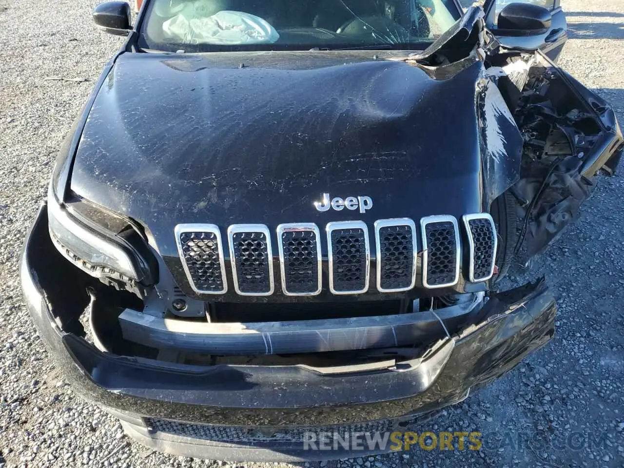 13 Photograph of a damaged car 1C4PJLCB4MD134843 JEEP GRAND CHER 2021