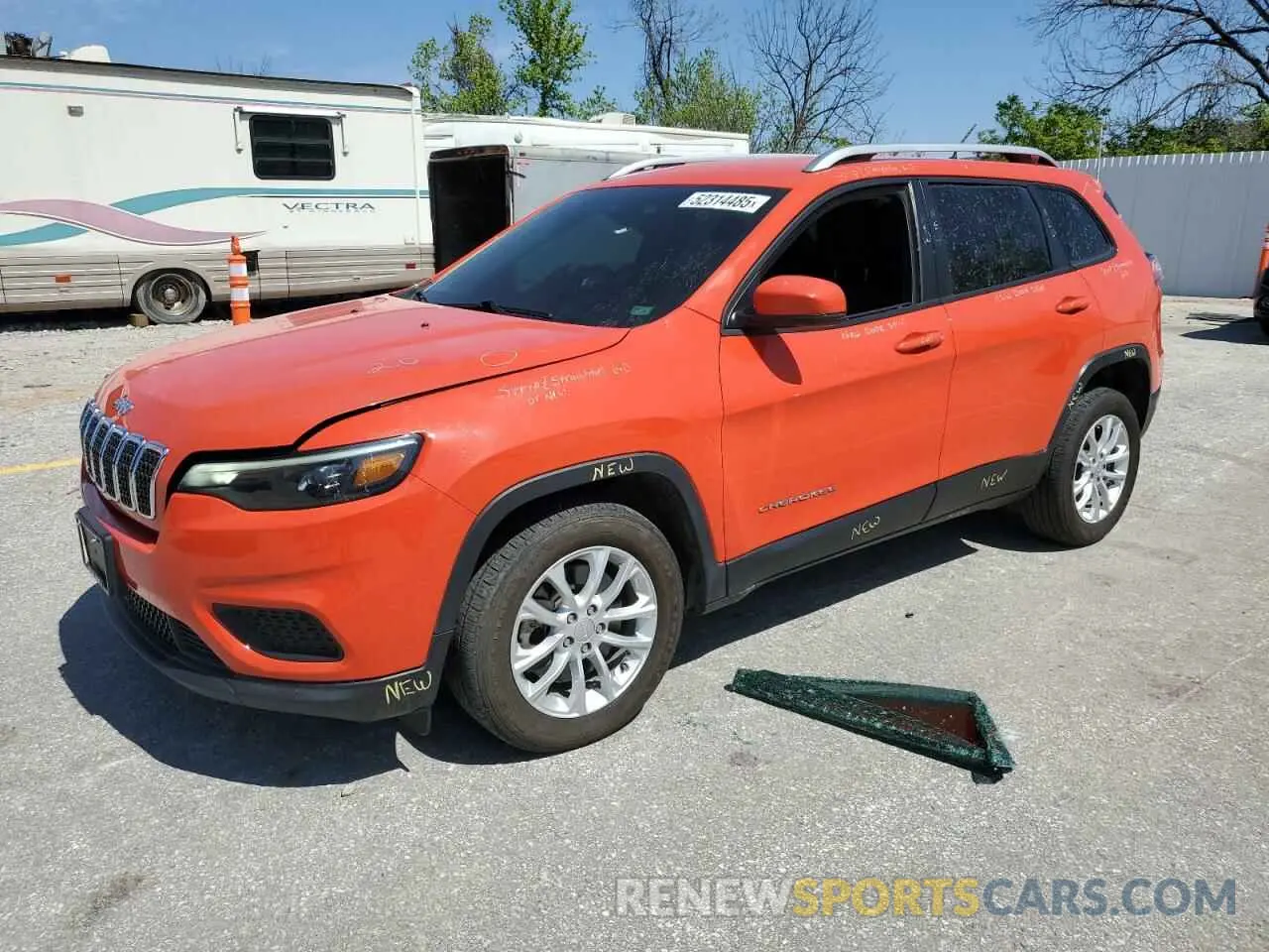 1 Photograph of a damaged car 1C4PJLCBXMD168804 JEEP GRAND CHER 2021