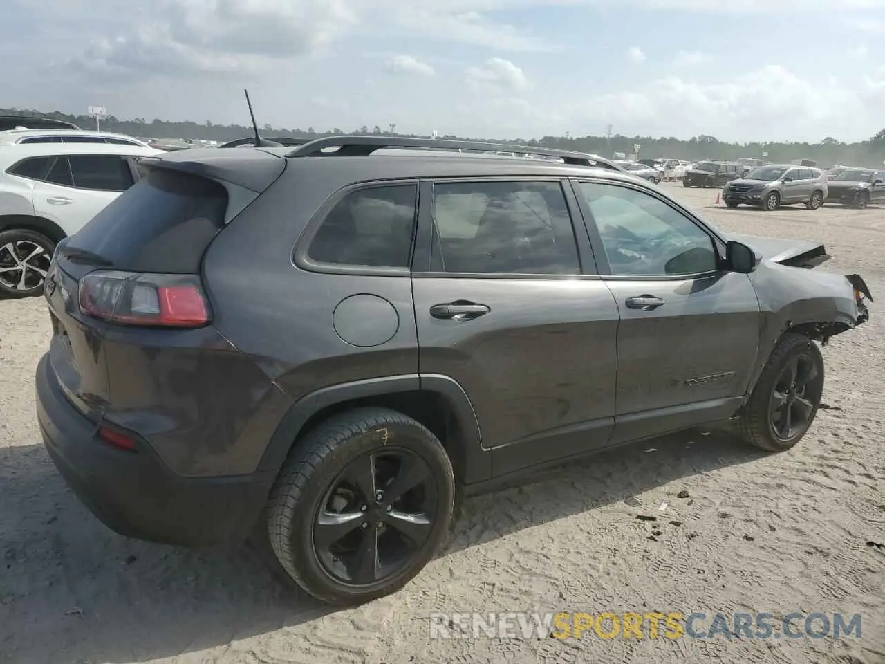 3 Photograph of a damaged car 1C4PJLLB0MD173851 JEEP GRAND CHER 2021