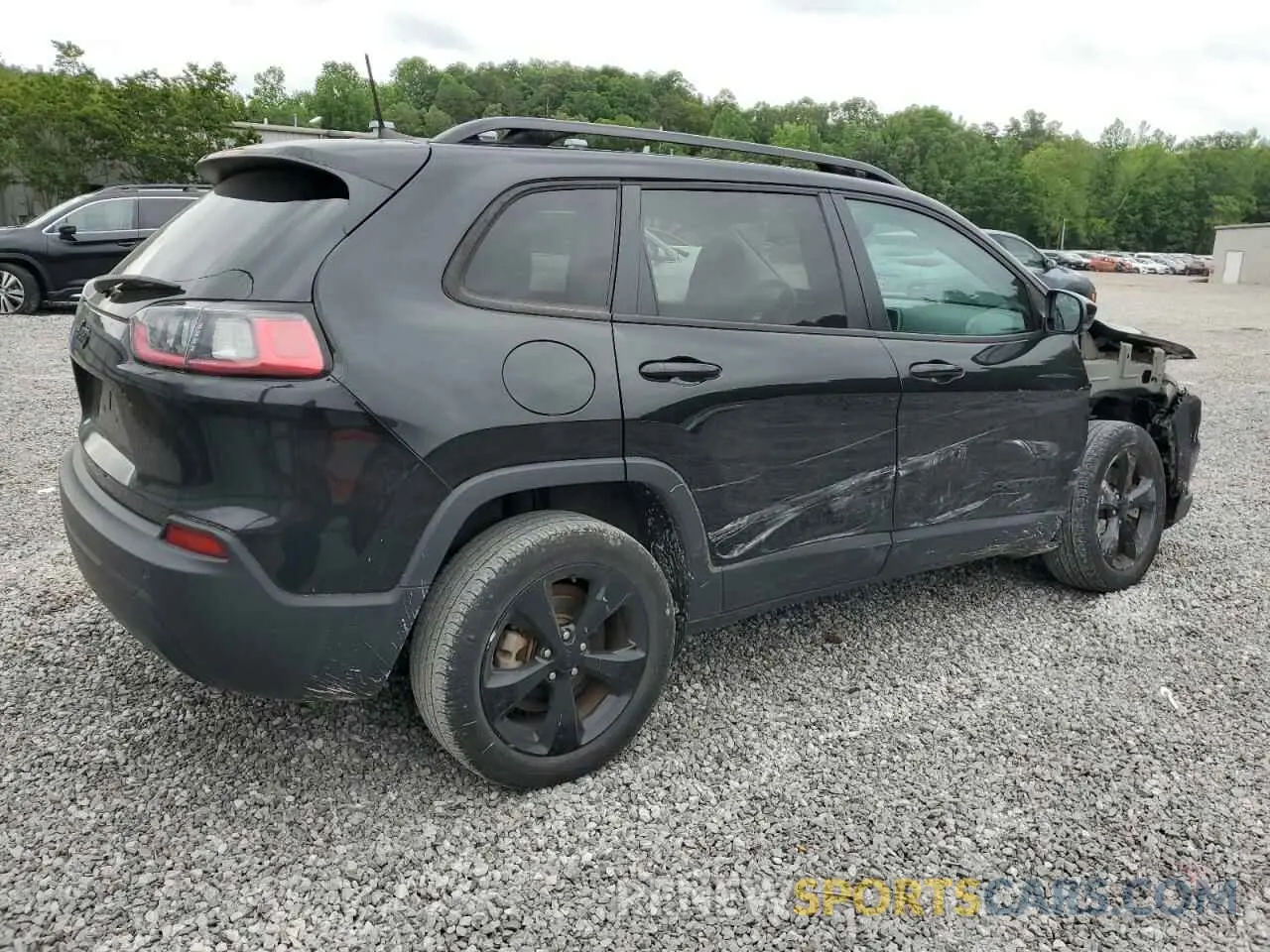 3 Photograph of a damaged car 1C4PJLLB2MD169574 JEEP GRAND CHER 2021