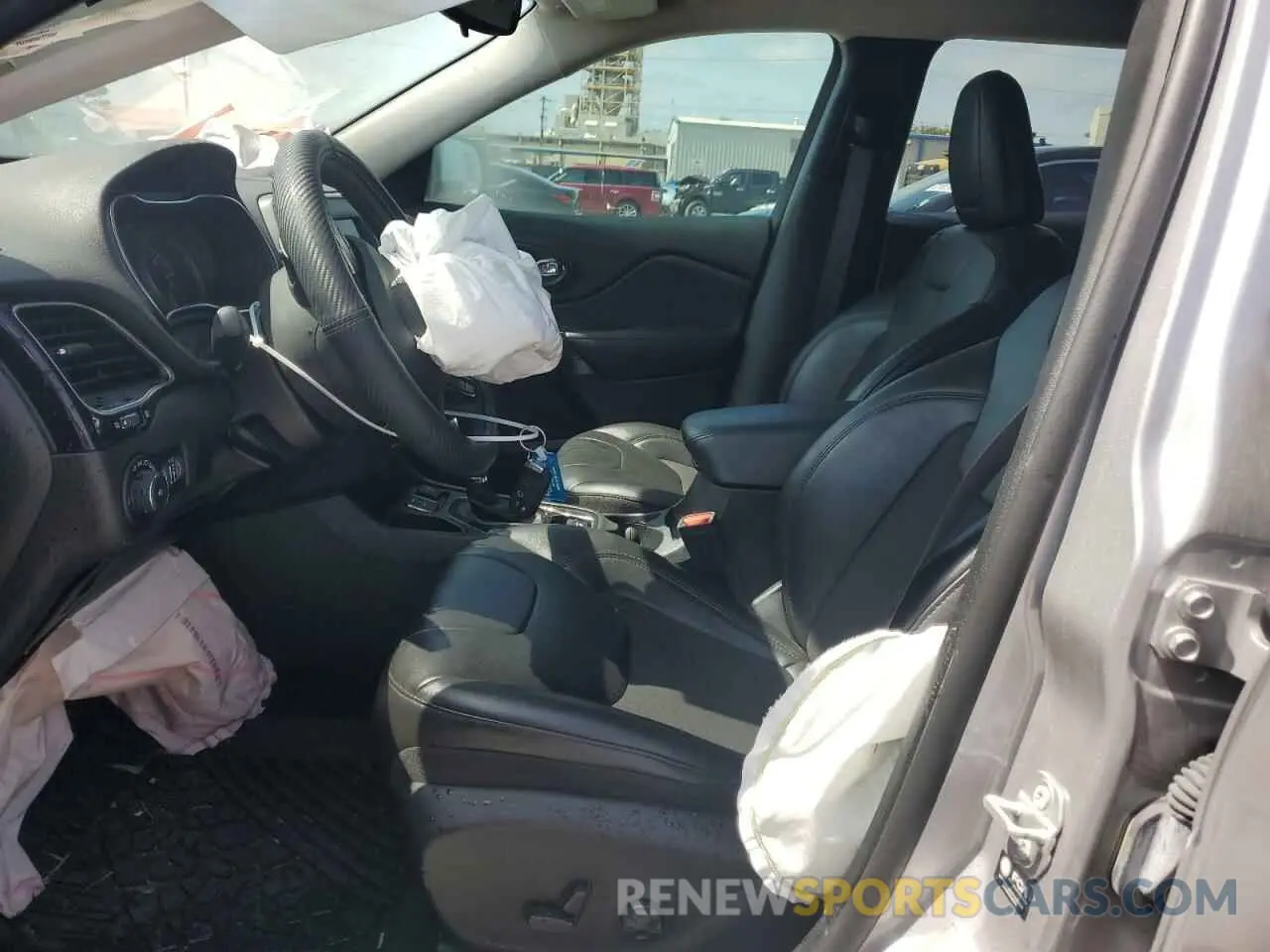 7 Photograph of a damaged car 1C4PJLLB2MD237243 JEEP GRAND CHER 2021