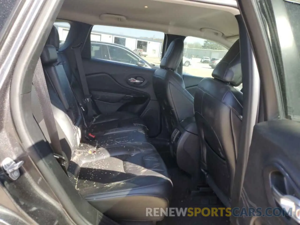 10 Photograph of a damaged car 1C4PJLLB7MD173555 JEEP GRAND CHER 2021