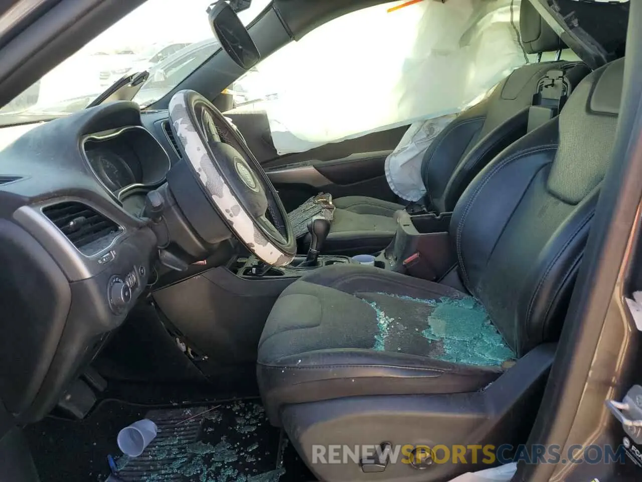 7 Photograph of a damaged car 1C4PJLMN7MD107595 JEEP GRAND CHER 2021