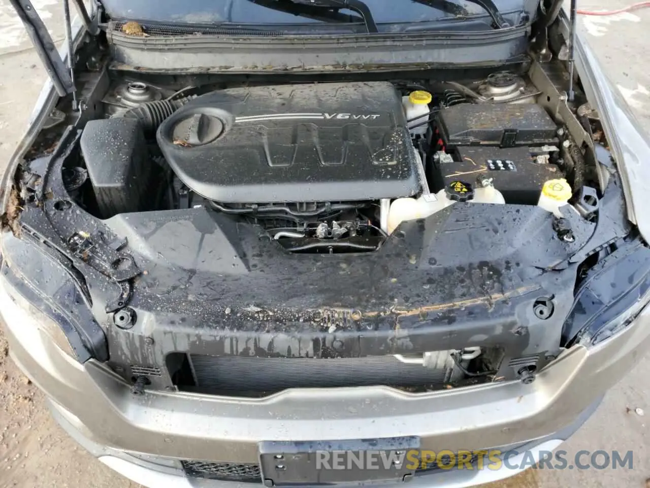11 Photograph of a damaged car 1C4PJMDX2MD126255 JEEP GRAND CHER 2021