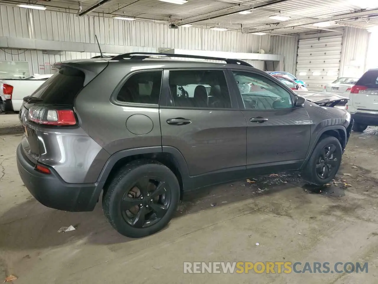 3 Photograph of a damaged car 1C4PJMLB6MD156770 JEEP GRAND CHER 2021