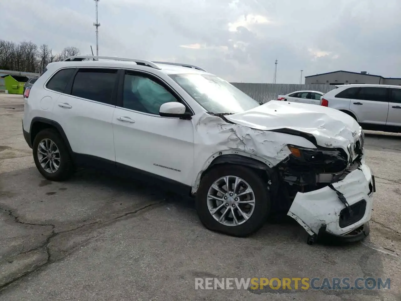 4 Photograph of a damaged car 1C4PJMLB7MD133367 JEEP GRAND CHER 2021