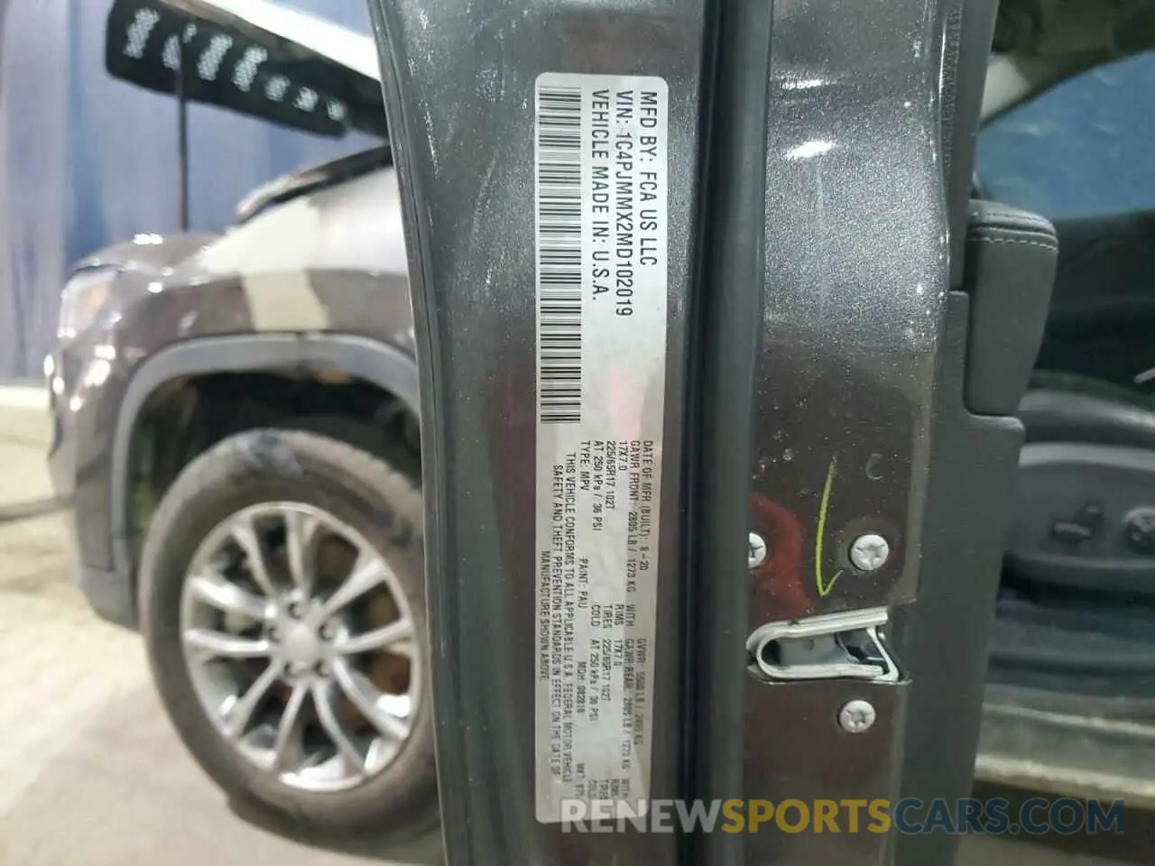 13 Photograph of a damaged car 1C4PJMMX2MD102019 JEEP GRAND CHER 2021