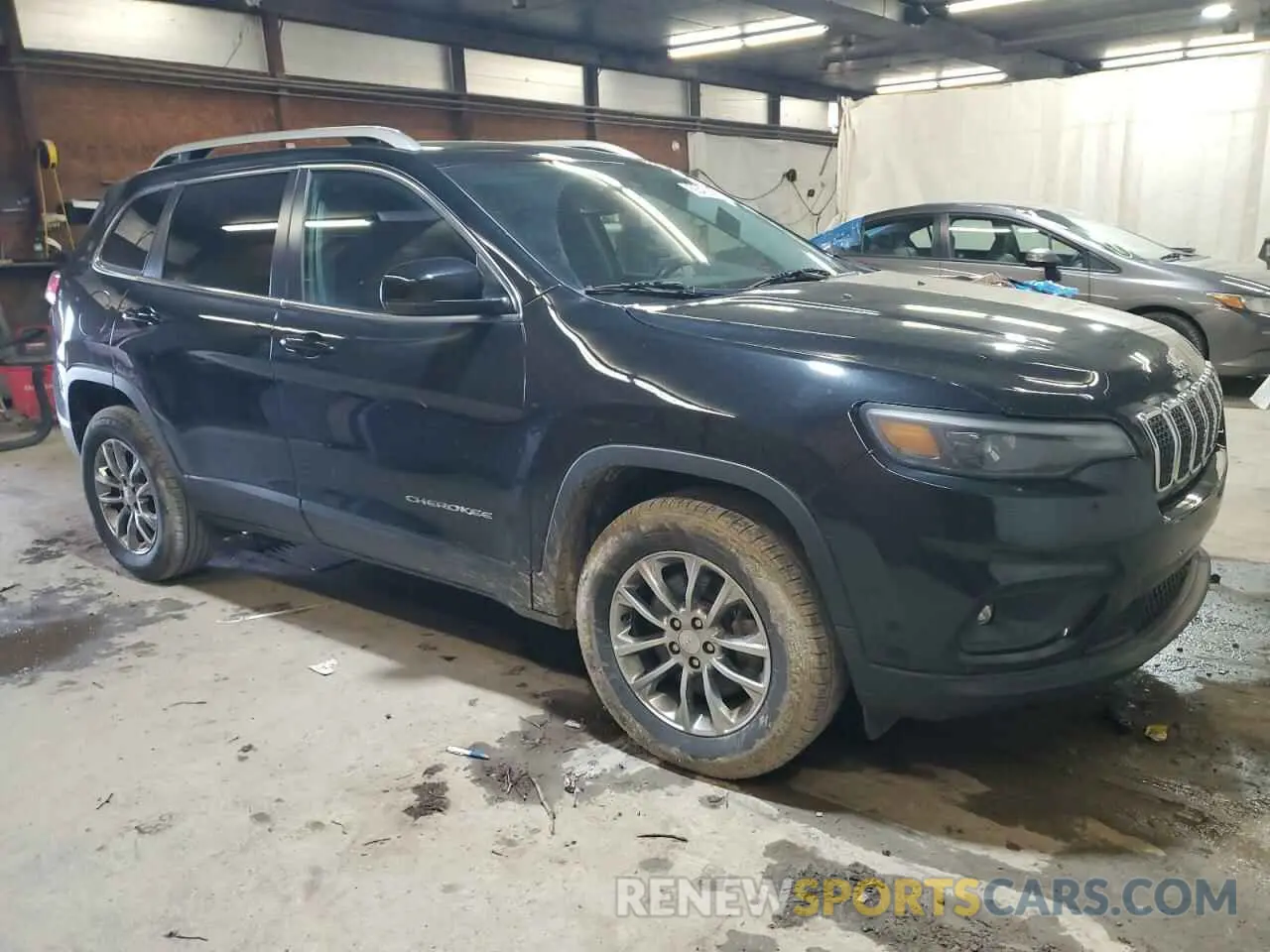4 Photograph of a damaged car 1C4PJMMX2MD205117 JEEP GRAND CHER 2021
