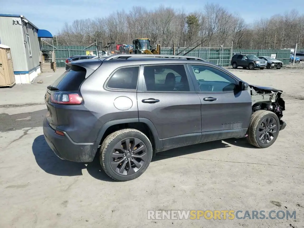 3 Photograph of a damaged car 1C4PJMMX2MD213556 JEEP GRAND CHER 2021