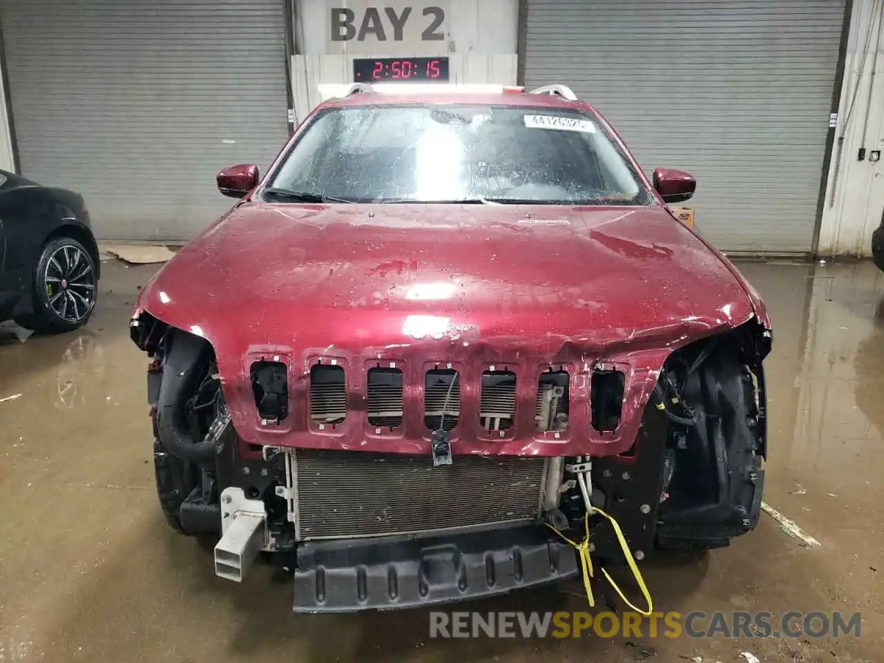 5 Photograph of a damaged car 1C4PJMMX3MD193799 JEEP GRAND CHER 2021