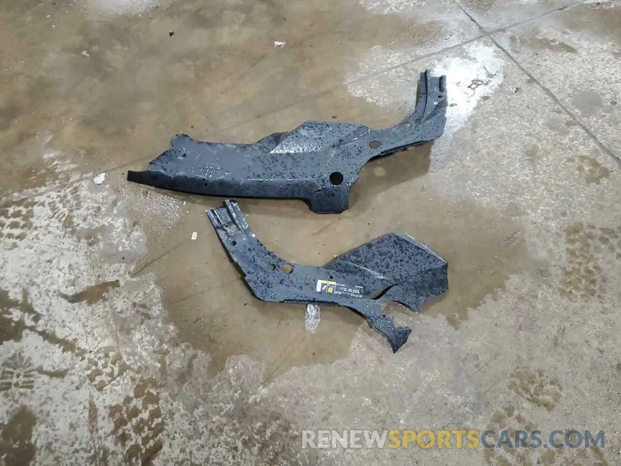 13 Photograph of a damaged car 1C4PJMMX4MD228480 JEEP GRAND CHER 2021