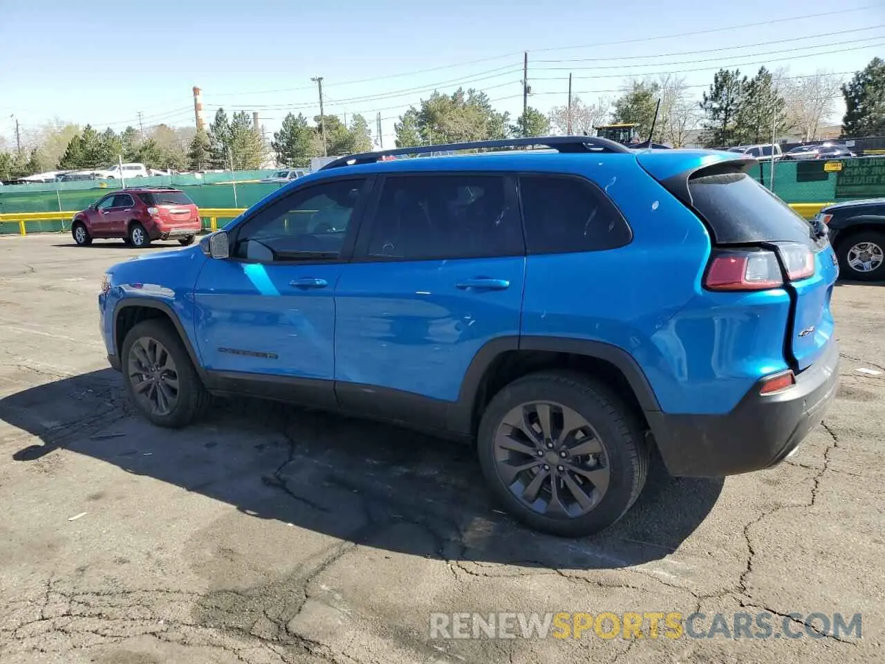 2 Photograph of a damaged car 1C4PJMMX5MD206858 JEEP GRAND CHER 2021