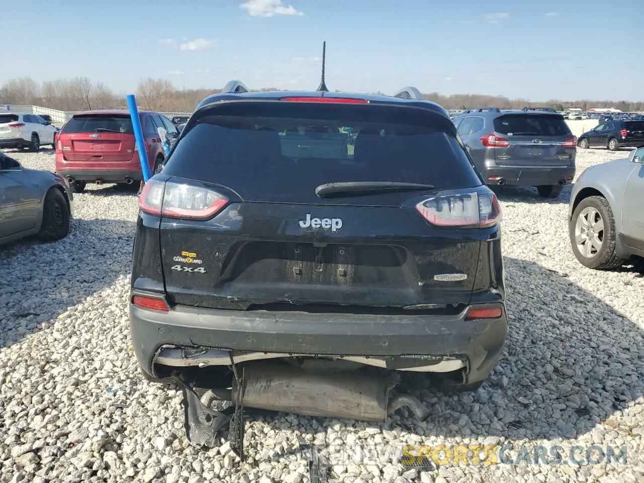 6 Photograph of a damaged car 1C4PJMMX8MD104714 JEEP GRAND CHER 2021
