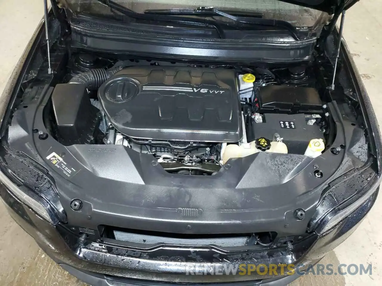 12 Photograph of a damaged car 1C4PJMMX8MD122257 JEEP GRAND CHER 2021