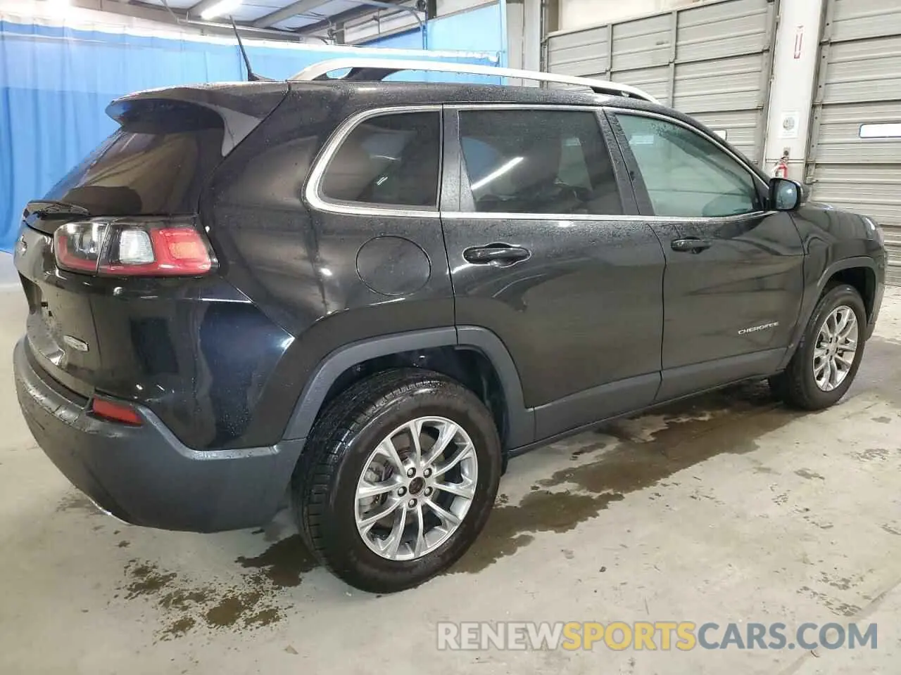 3 Photograph of a damaged car 1C4PJMMX8MD122257 JEEP GRAND CHER 2021