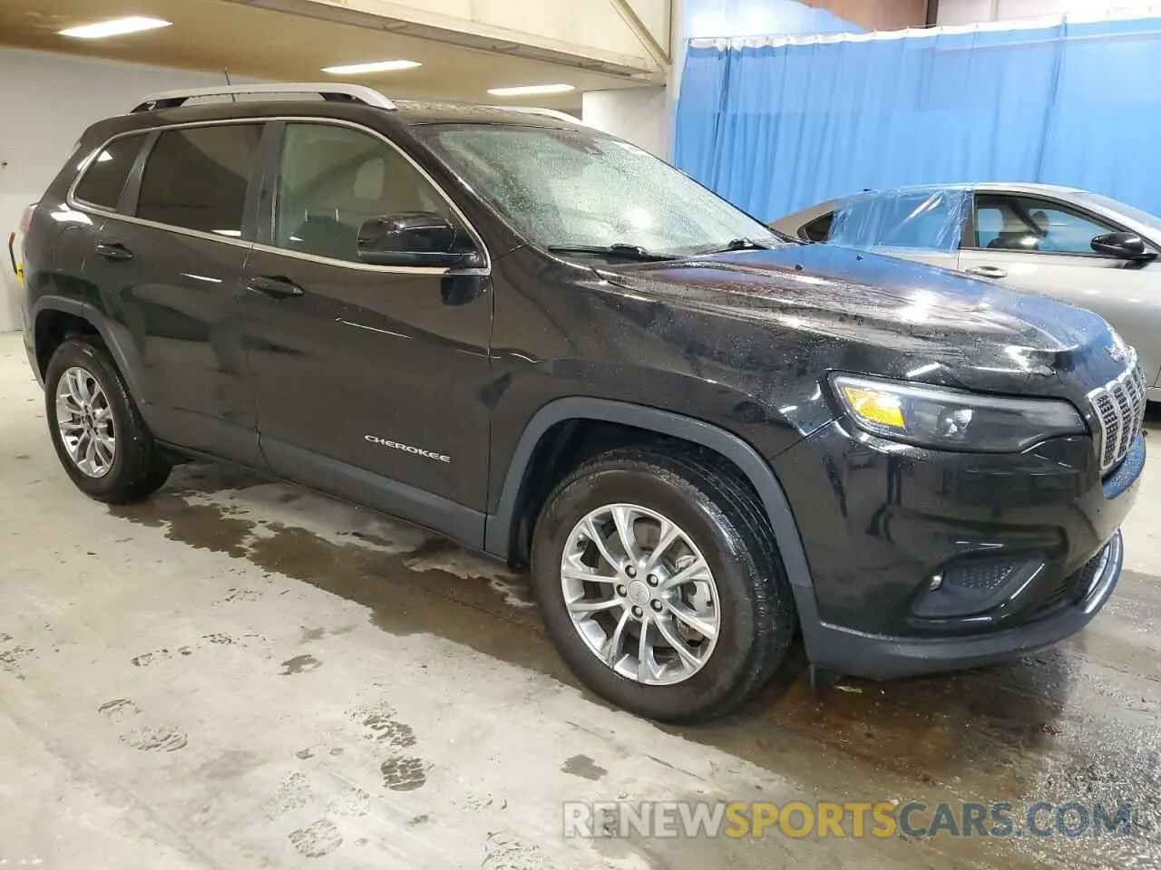 4 Photograph of a damaged car 1C4PJMMX8MD122257 JEEP GRAND CHER 2021