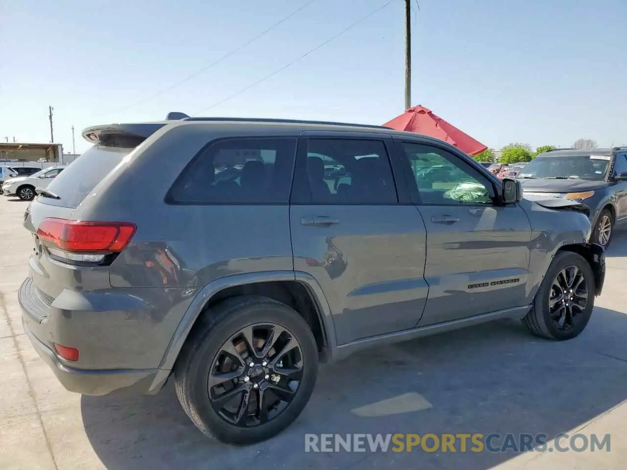 3 Photograph of a damaged car 1C4RJEAG2MC798177 JEEP GRAND CHER 2021