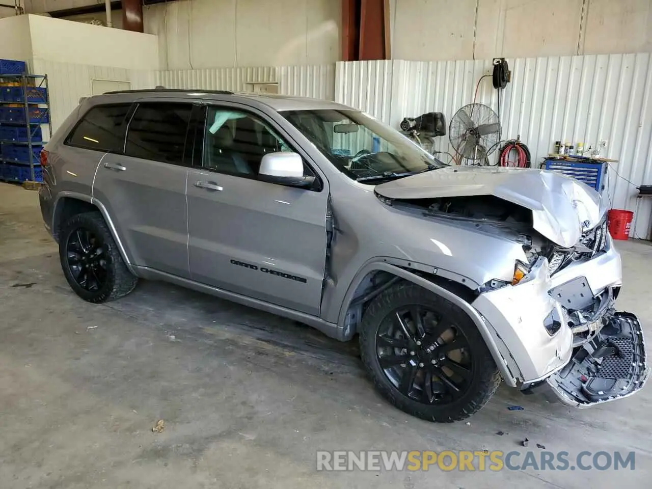 4 Photograph of a damaged car 1C4RJEAG3MC657750 JEEP GRAND CHER 2021