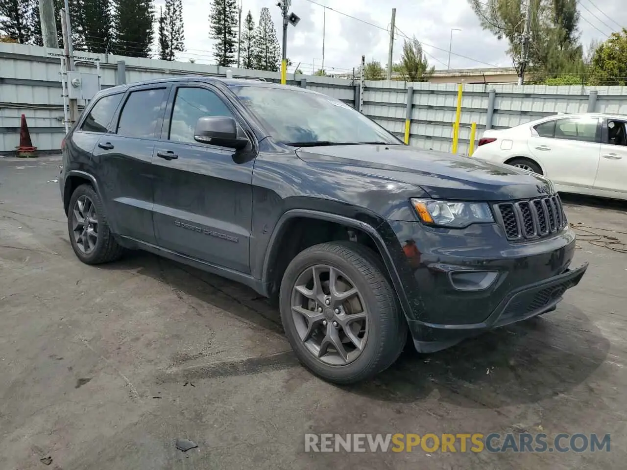 4 Photograph of a damaged car 1C4RJEBG3MC511363 JEEP GRAND CHER 2021