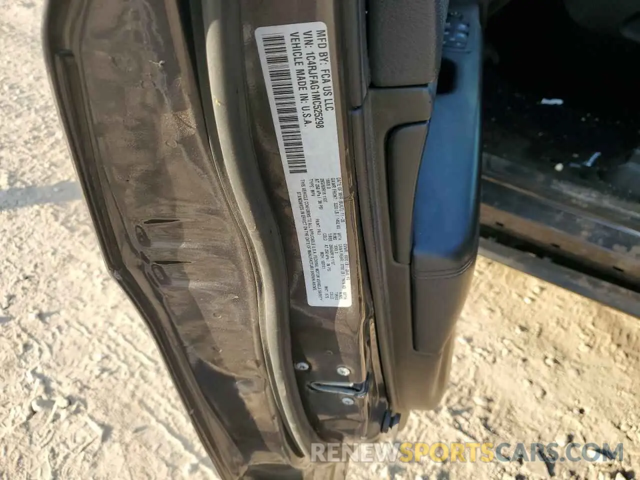 12 Photograph of a damaged car 1C4RJFAG1MC525298 JEEP GRAND CHER 2021