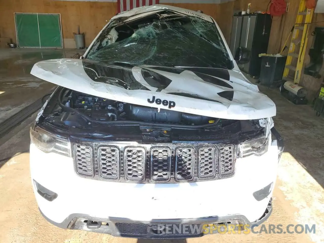 5 Photograph of a damaged car 1C4RJFAG1MC801351 JEEP GRAND CHER 2021