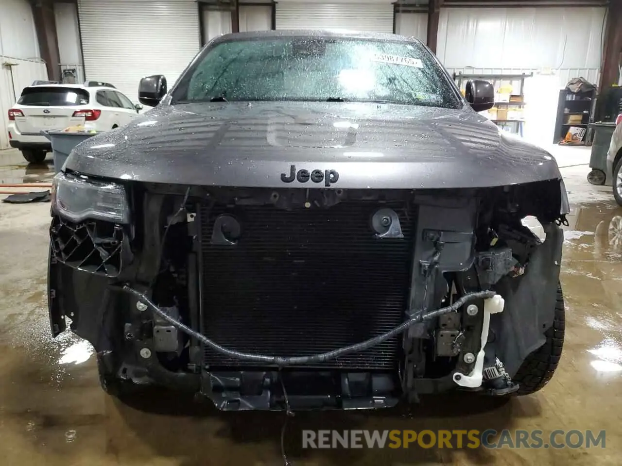 5 Photograph of a damaged car 1C4RJFAG1MC823947 JEEP GRAND CHER 2021