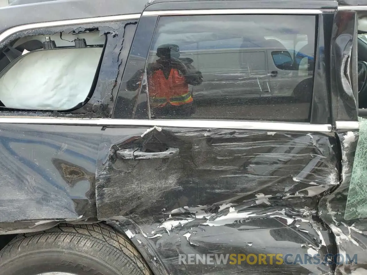 11 Photograph of a damaged car 1C4RJFAG2MC582030 JEEP GRAND CHER 2021