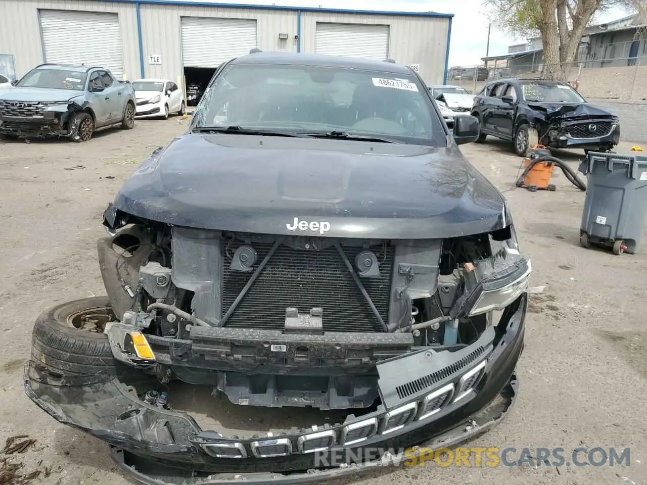 5 Photograph of a damaged car 1C4RJFAG2MC582030 JEEP GRAND CHER 2021
