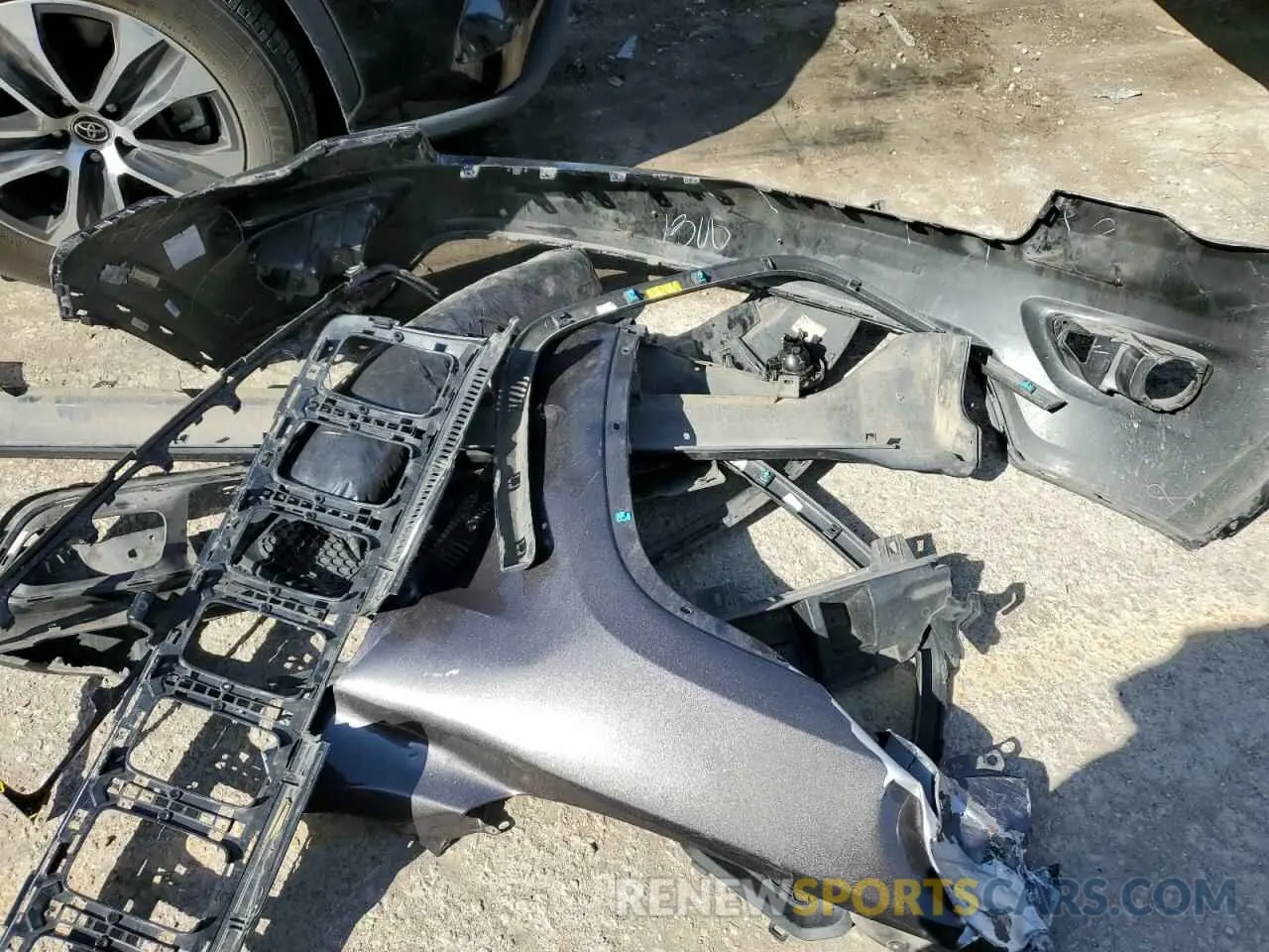 13 Photograph of a damaged car 1C4RJFAG4MC677415 JEEP GRAND CHER 2021