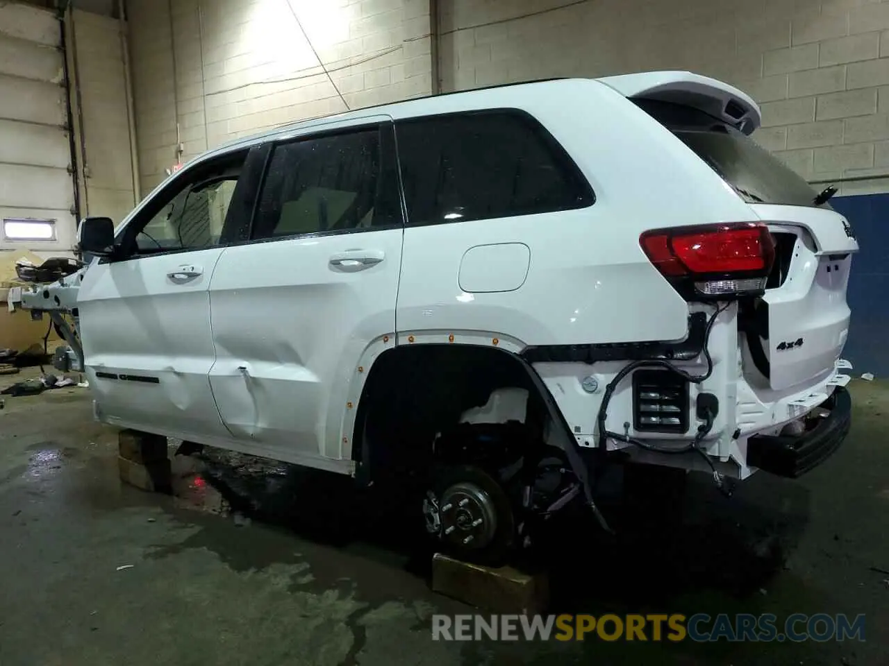 2 Photograph of a damaged car 1C4RJFAG5MC734690 JEEP GRAND CHER 2021