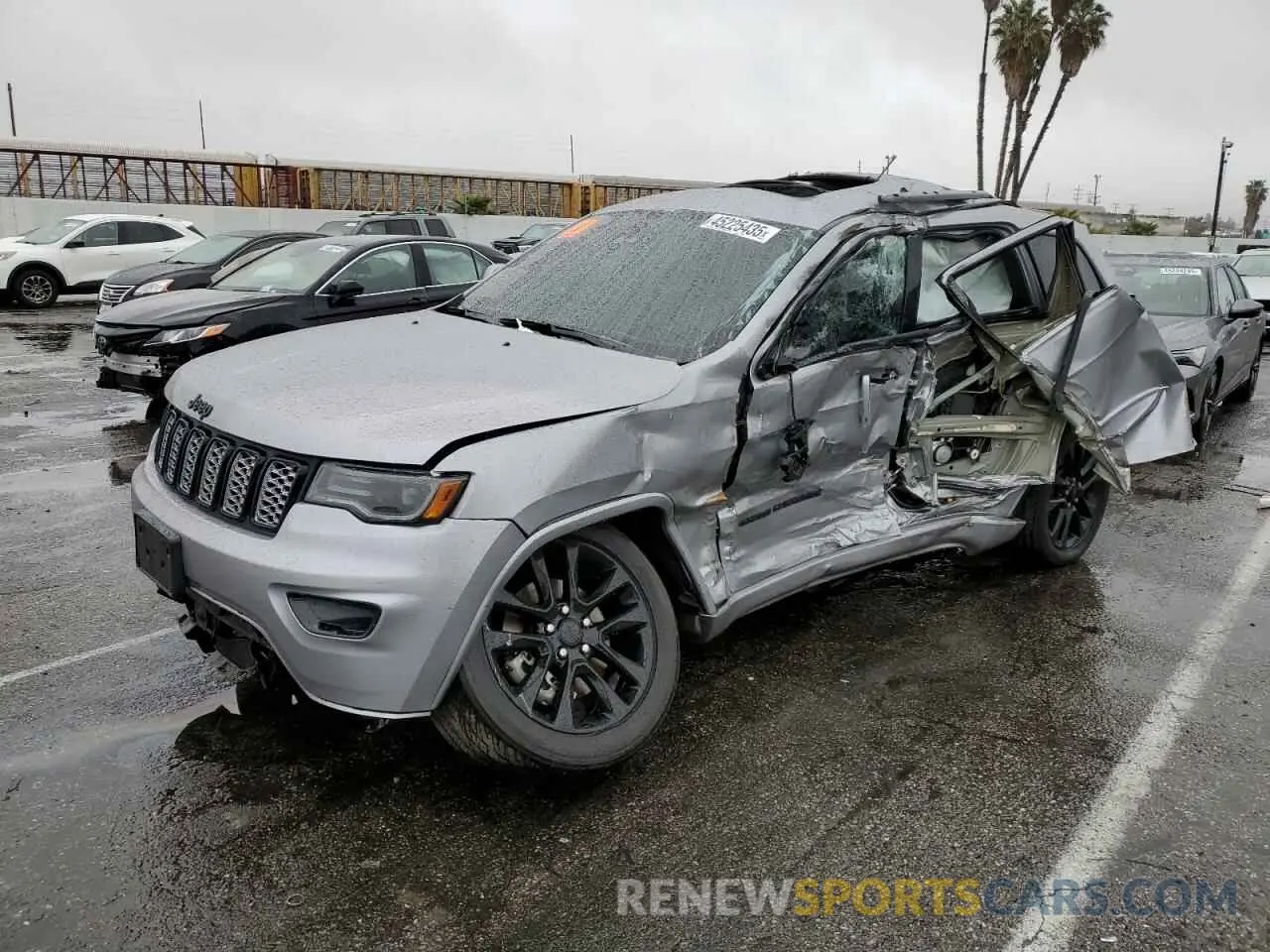 1 Photograph of a damaged car 1C4RJFAG6MC588087 JEEP GRAND CHER 2021
