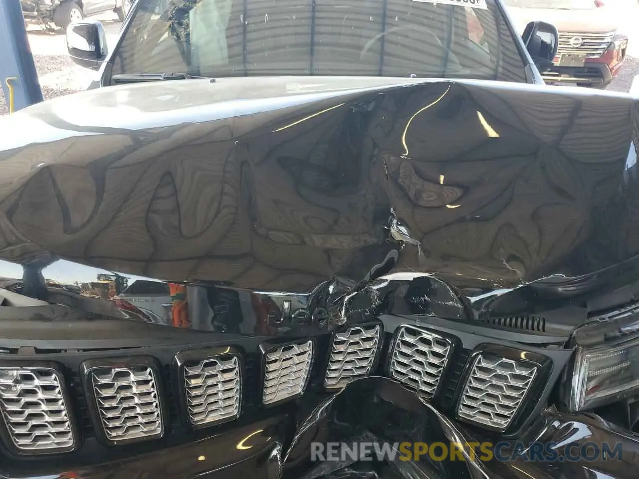 11 Photograph of a damaged car 1C4RJFAG6MC690151 JEEP GRAND CHER 2021