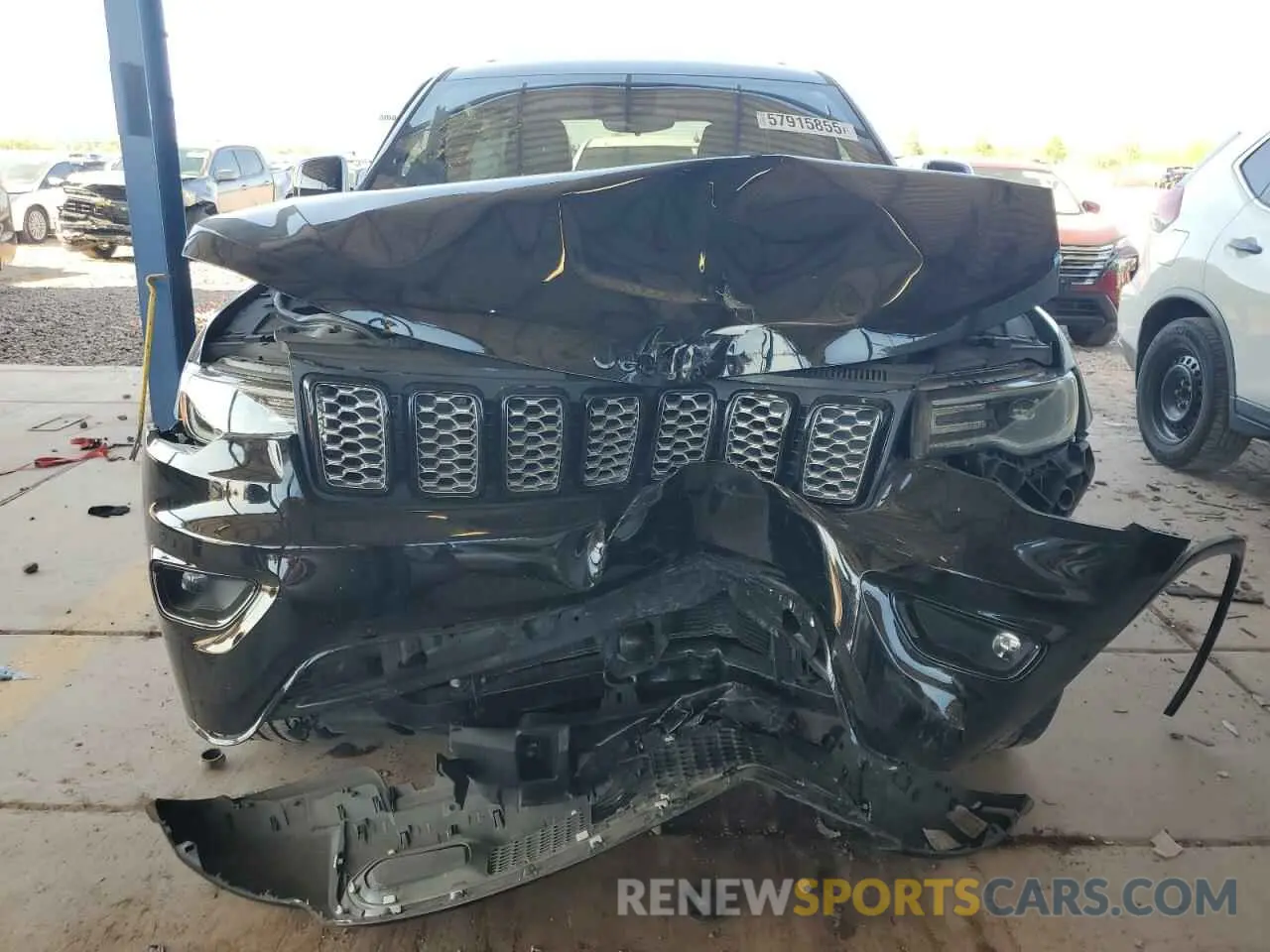 5 Photograph of a damaged car 1C4RJFAG6MC690151 JEEP GRAND CHER 2021