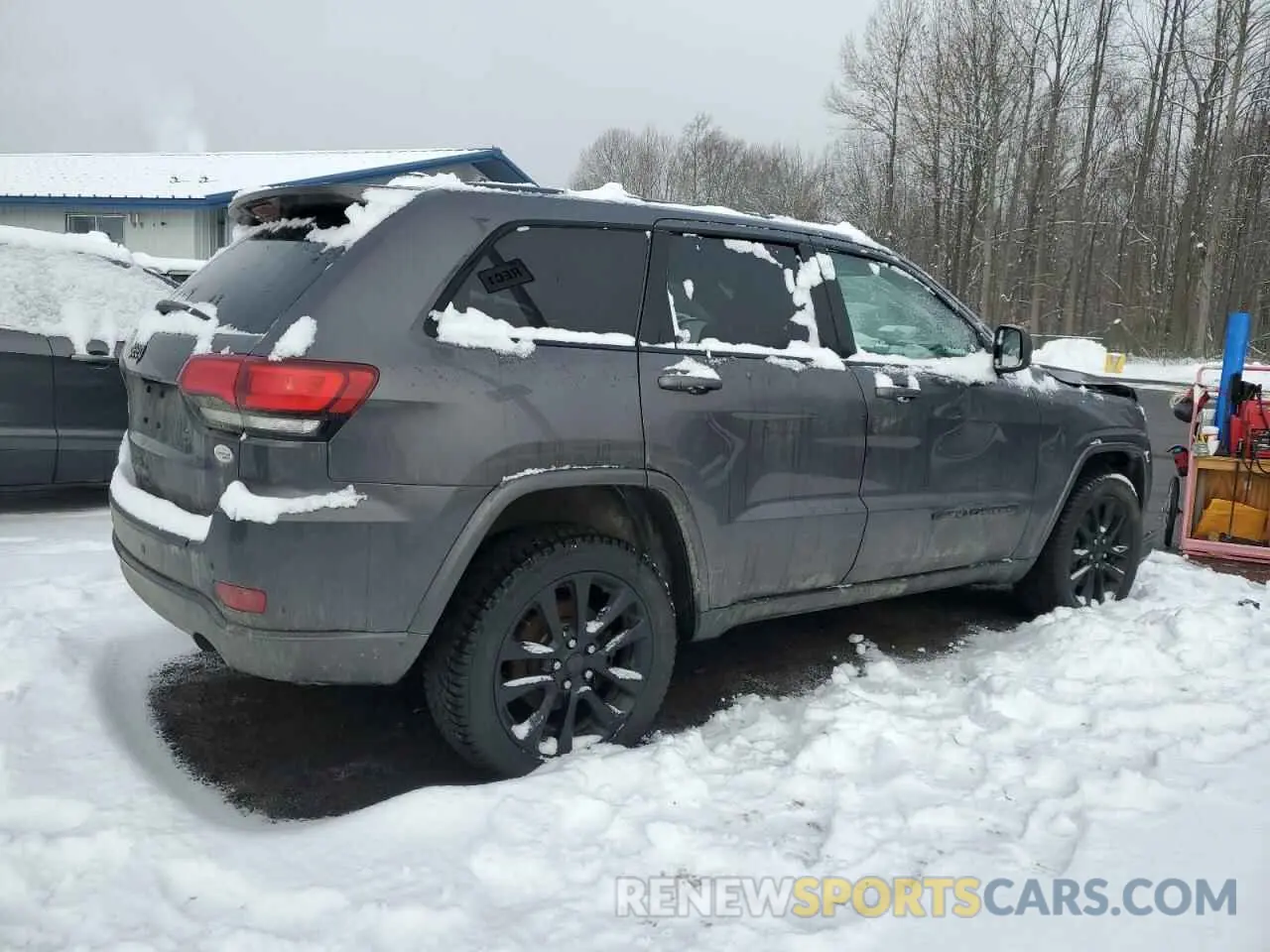 3 Photograph of a damaged car 1C4RJFAG9MC564530 JEEP GRAND CHER 2021