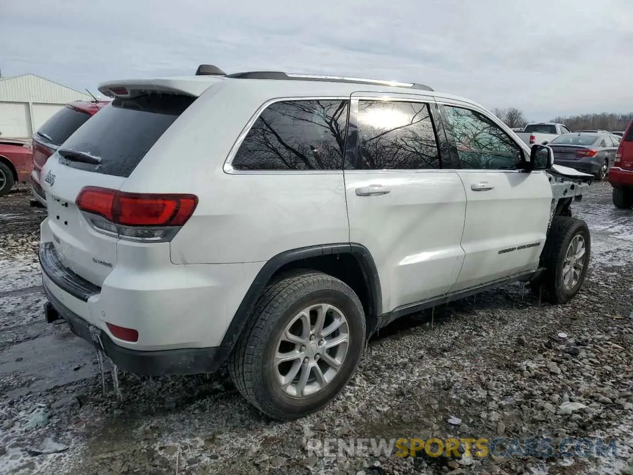 3 Photograph of a damaged car 1C4RJFAG9MC840625 JEEP GRAND CHER 2021