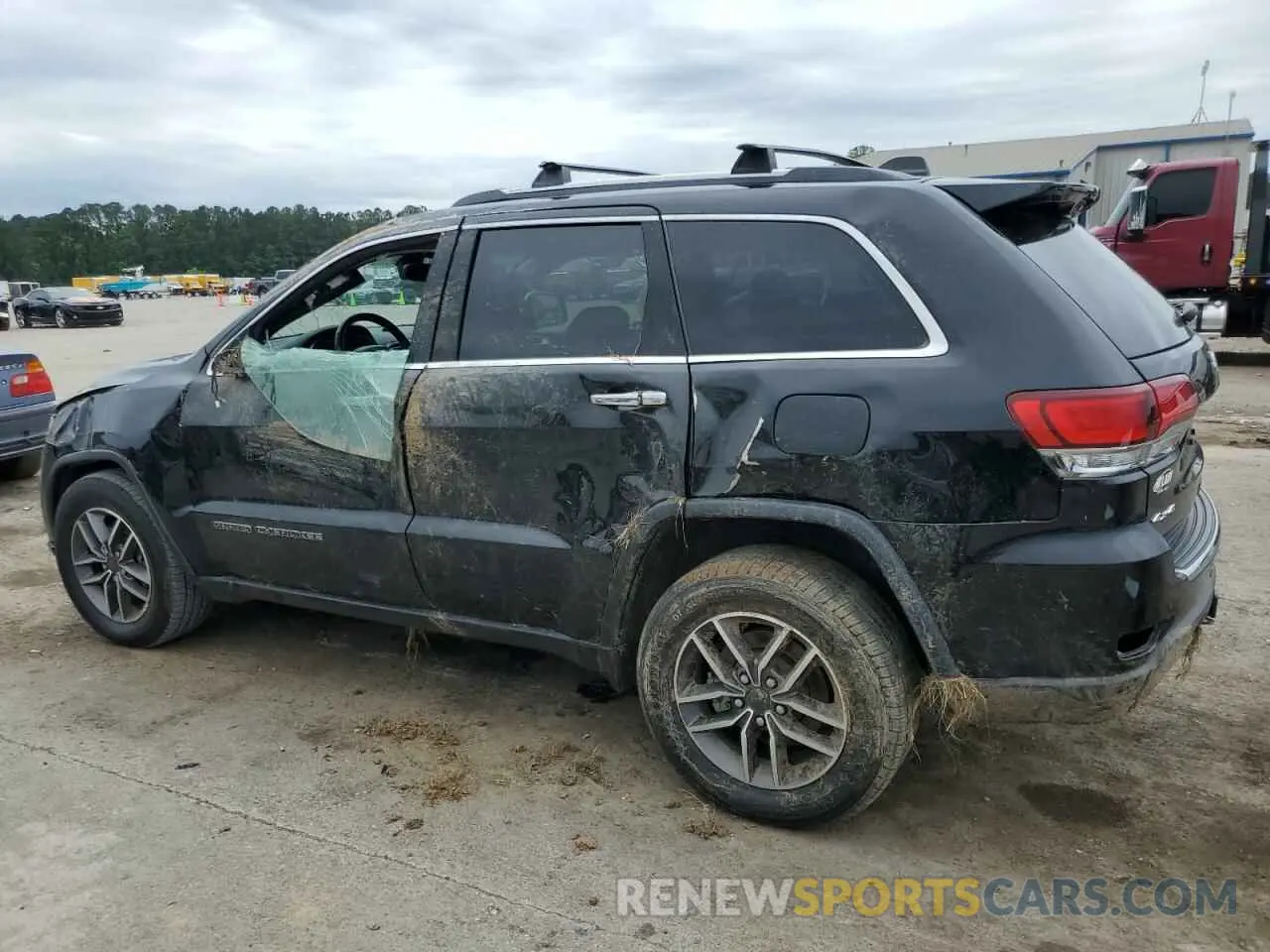 2 Photograph of a damaged car 1C4RJFBG0MC592389 JEEP GRAND CHER 2021