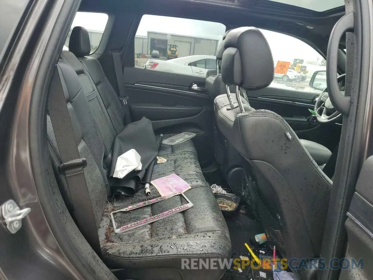 11 Photograph of a damaged car 1C4RJFBG0MC617145 JEEP GRAND CHER 2021