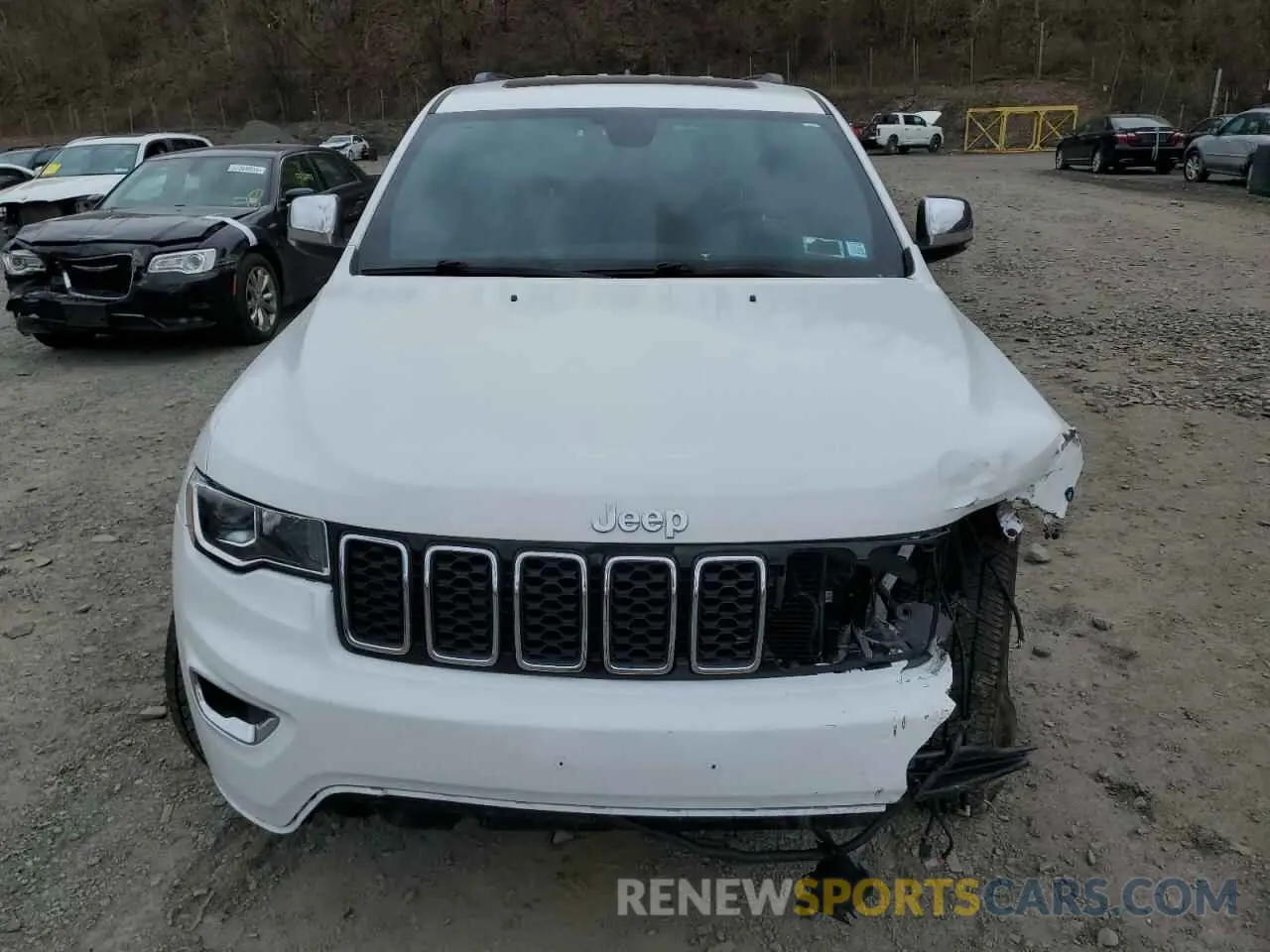 5 Photograph of a damaged car 1C4RJFBG1MC564083 JEEP GRAND CHER 2021