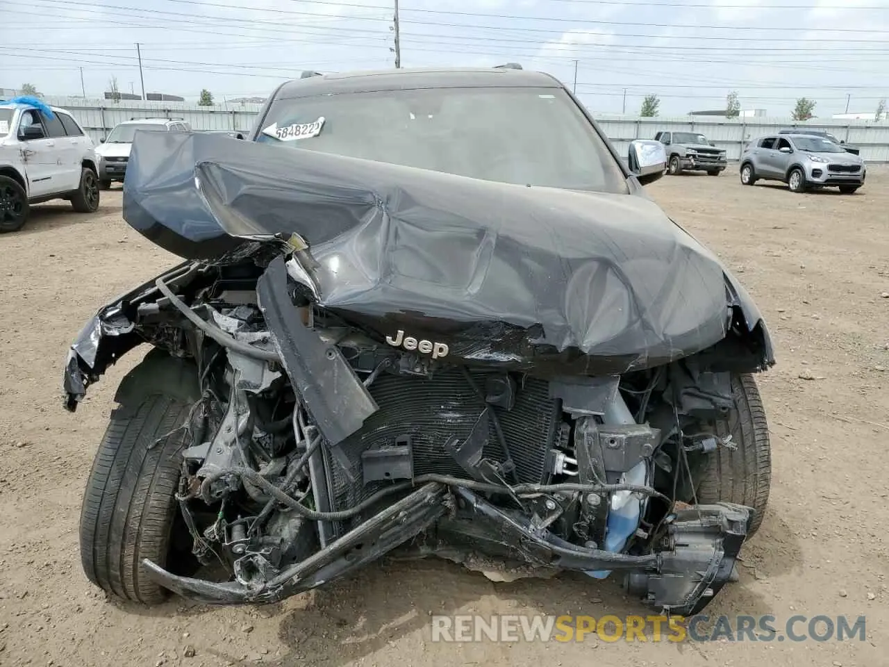 5 Photograph of a damaged car 1C4RJFBG1MC782847 JEEP GRAND CHER 2021