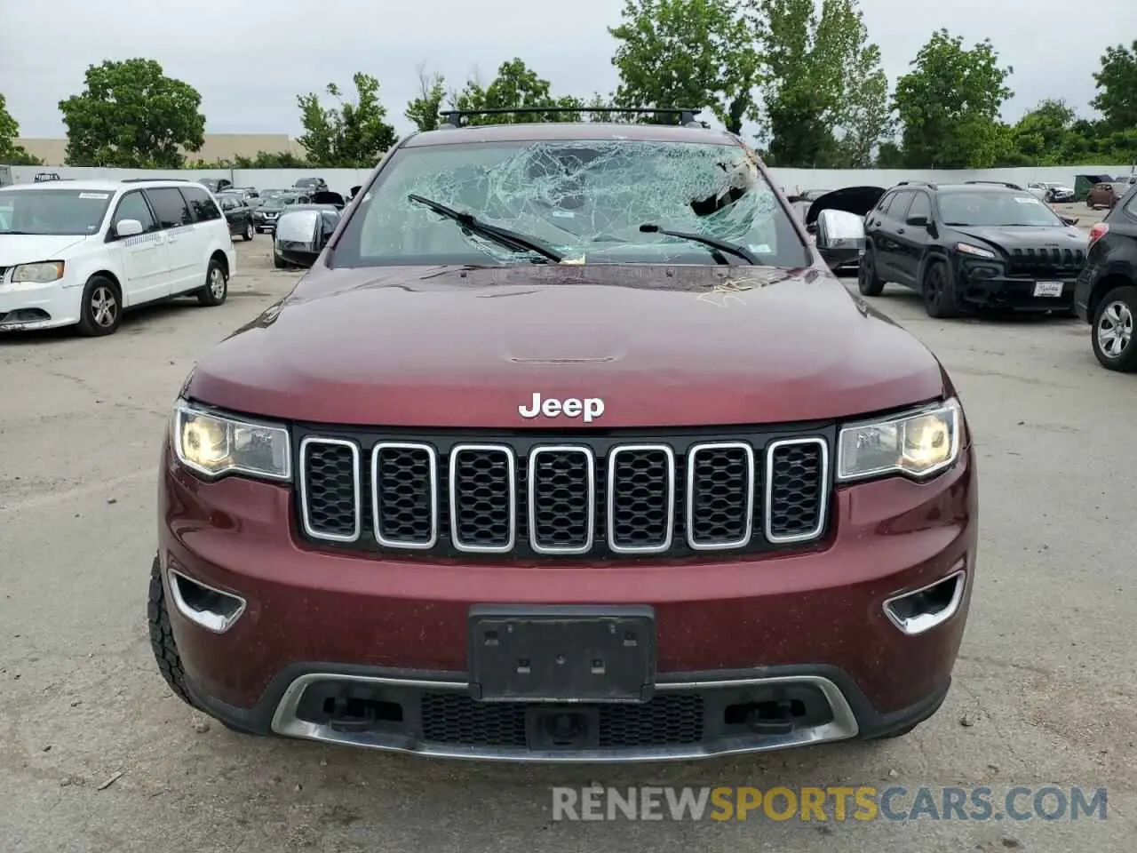 5 Photograph of a damaged car 1C4RJFBG2MC882097 JEEP GRAND CHER 2021