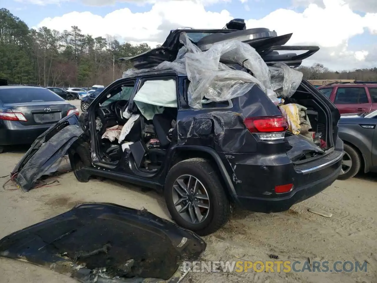 2 Photograph of a damaged car 1C4RJFBG5MC538005 JEEP GRAND CHER 2021
