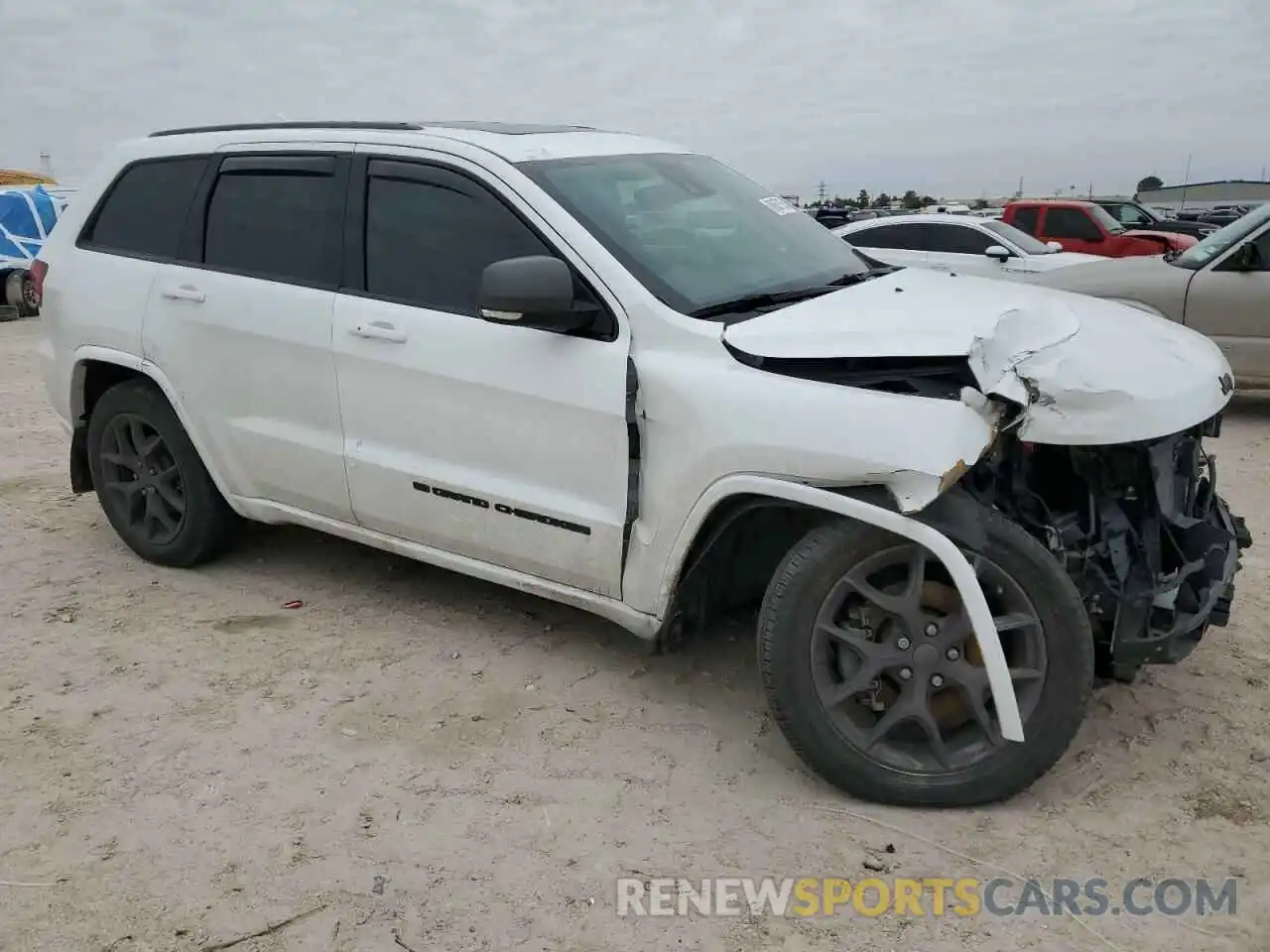 4 Photograph of a damaged car 1C4RJFBG9MC833639 JEEP GRAND CHER 2021