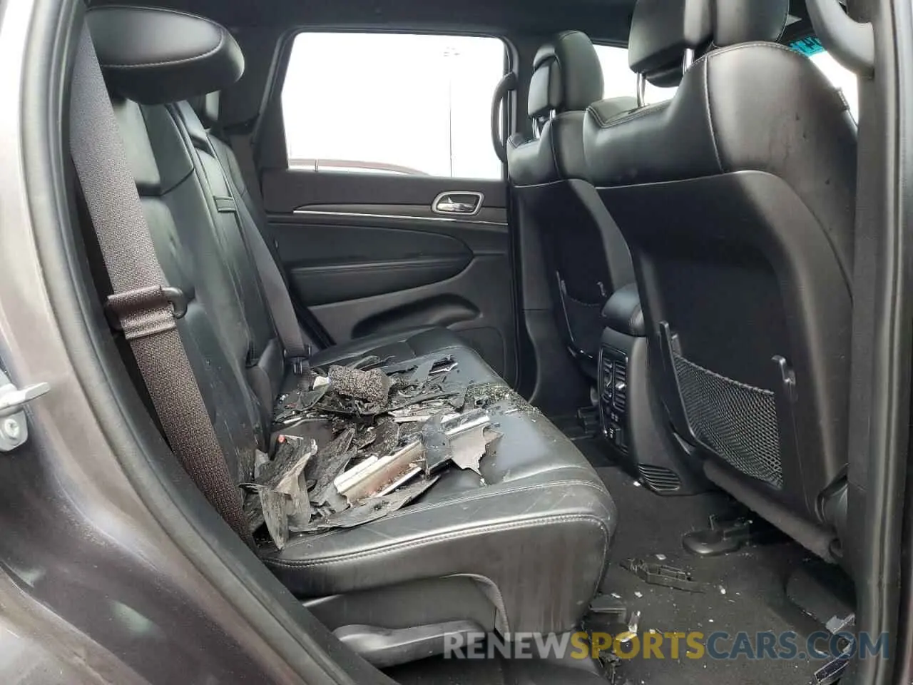 11 Photograph of a damaged car 1C4RJFBGXMC670967 JEEP GRAND CHER 2021