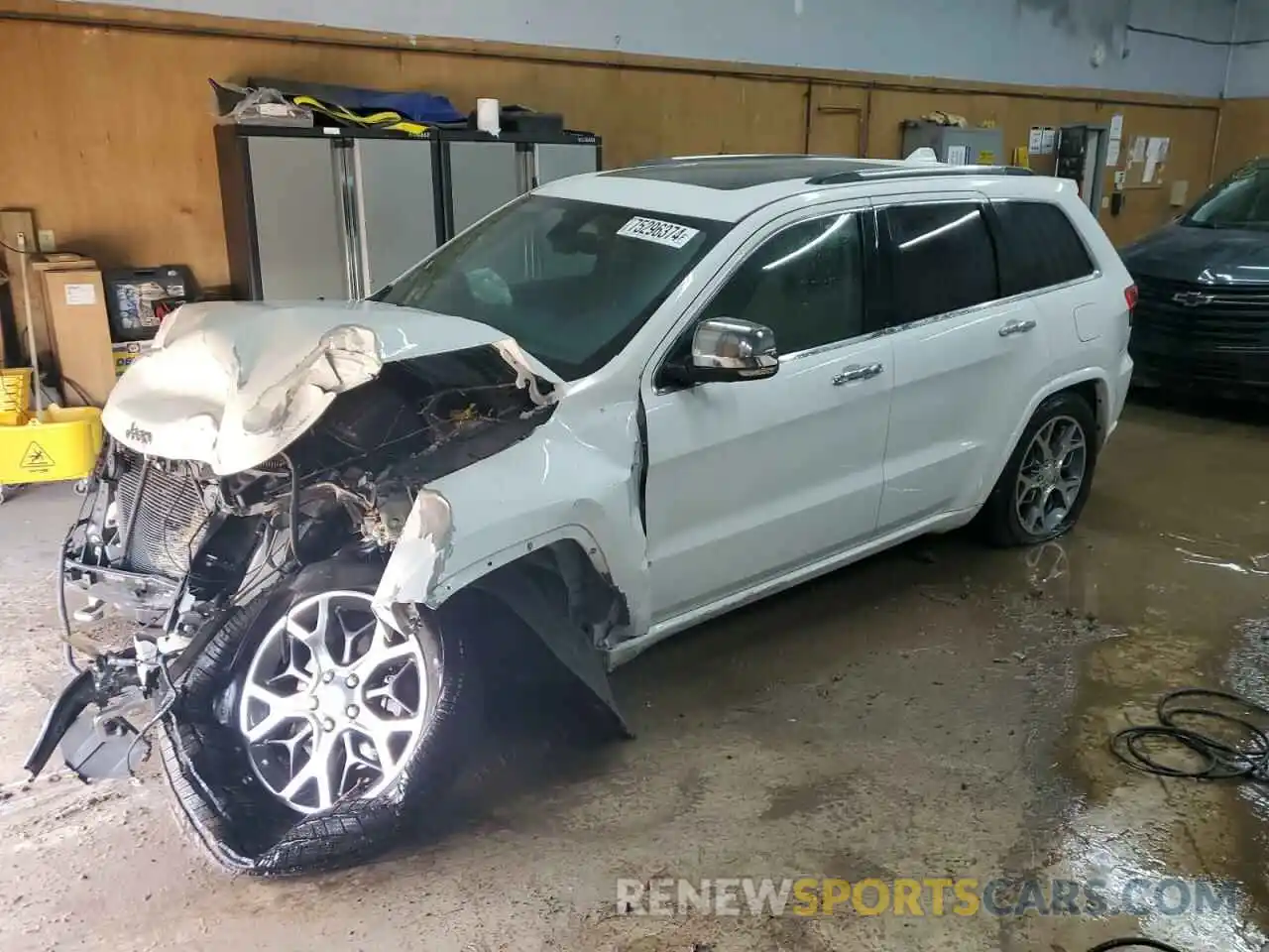 1 Photograph of a damaged car 1C4RJFCT3MC584332 JEEP GRAND CHER 2021