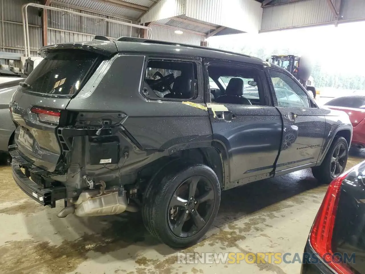 3 Photograph of a damaged car 1C4RJKAG3M8180674 JEEP GRAND CHER 2021