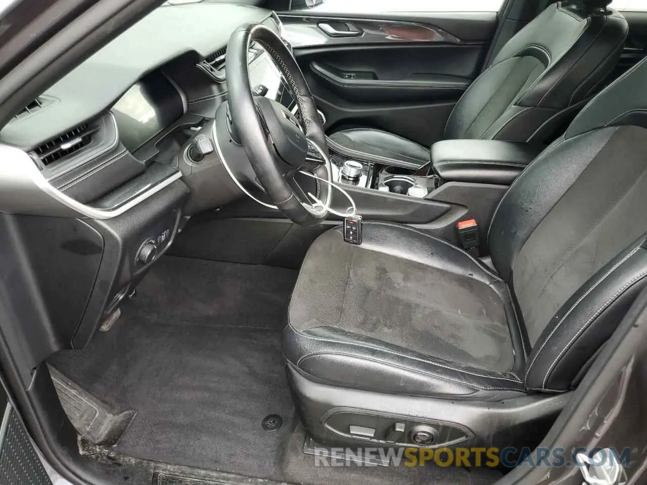 7 Photograph of a damaged car 1C4RJKAG4M8151782 JEEP GRAND CHER 2021