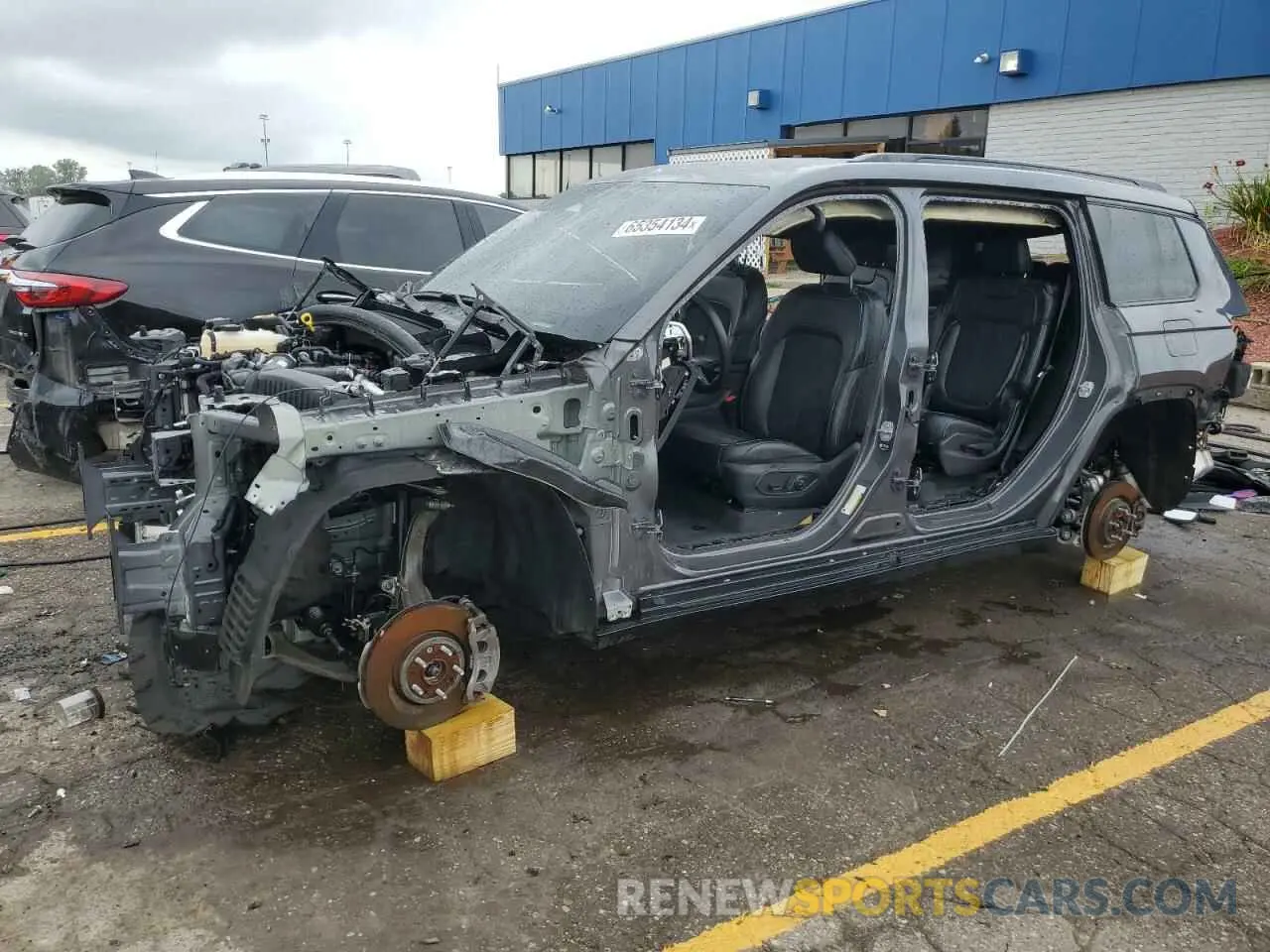 1 Photograph of a damaged car 1C4RJKAGXM8188044 JEEP GRAND CHER 2021